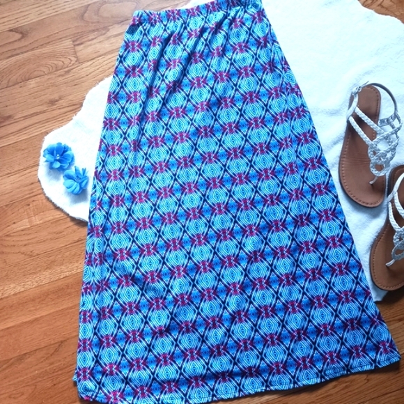 Girls • Girl's Long Colorful Abstract Design Maxi Skirt - Picture 9 of 9